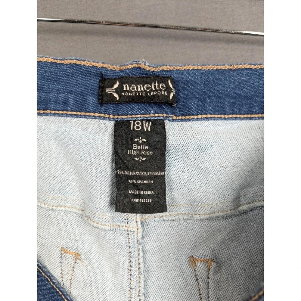 Nanette Lepore Blue High Rise Denim Jean Shorts Plus Size 18W Whiskered Stretch‎